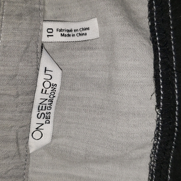 Unisex Short Cut Shirt - Picture 3 of 5